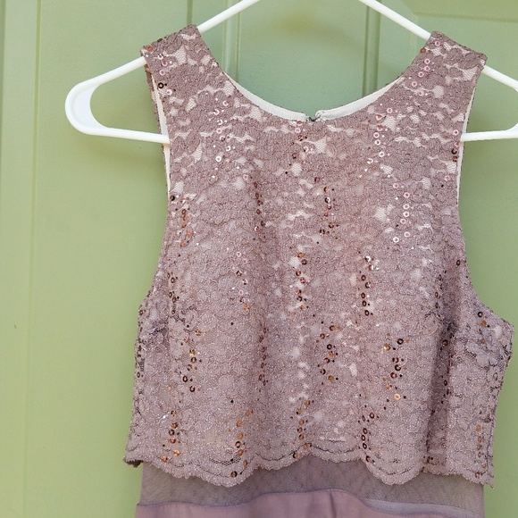 HP - Rose Gold Windsor Sequence/Lace Formal Dress - Picture 2 of 7