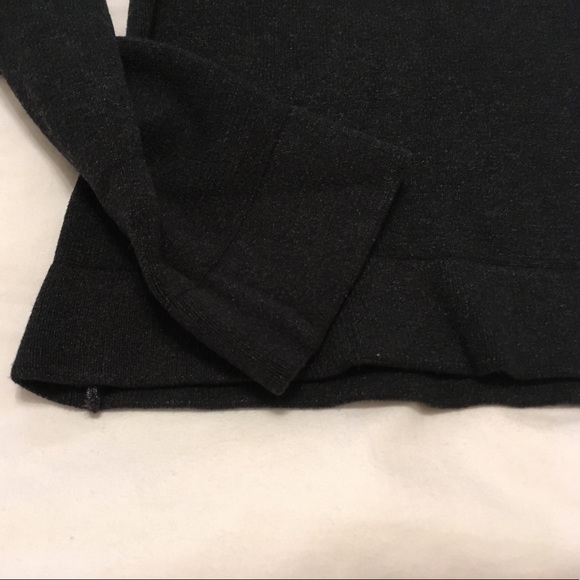 Grayish black thin sweater feels beautiful - Picture 4 of 4