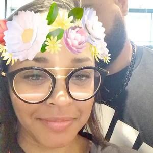 Meet your Posher, Deanna