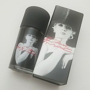 MAC Marilyn Monroe Vintage Vamp nail polish NEW