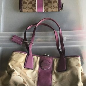 Authentic Coach Purse & Wallet