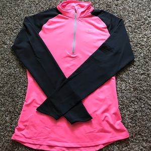 Nike quarter zip pullover