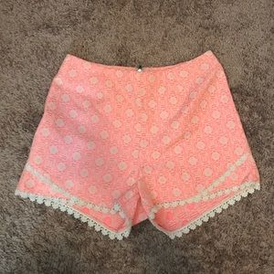 ❗️SALE❗️NWOT printed lace shorts