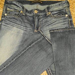 Express Stella Low Rise Barely boot 10L