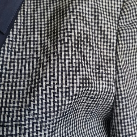 Blazer - Picture 3 of 6