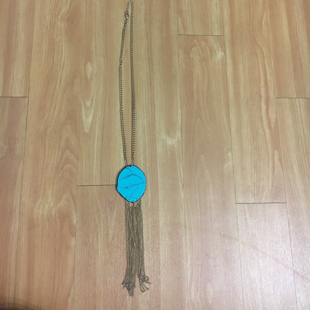 Vestique turquoise and gold necklace
