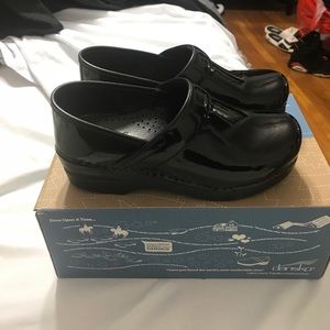Black Patent Leather Danskos