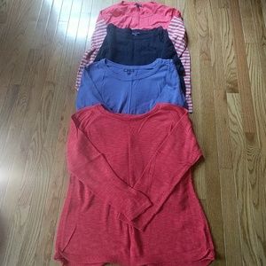 4 GAP sweaters