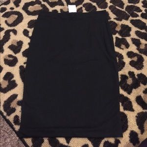 H and m black body con skirt
