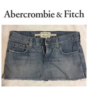 💕Abercrombie & Fitch Premium Denim Mini Skirt
