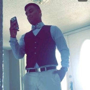 Meet your Posher, Felix