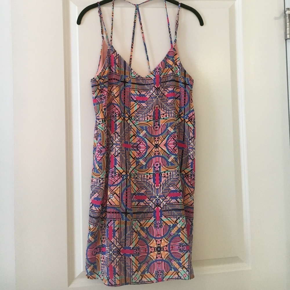 PRICE DROP!! NWT!! Printed Vestique Dress!