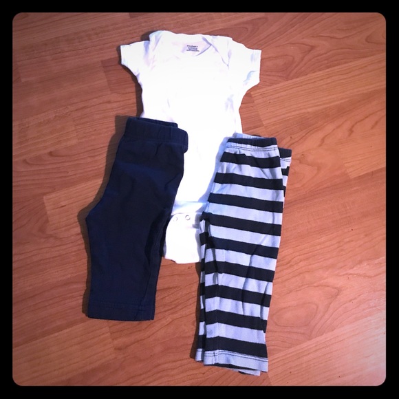 Bundle - Baby Boy Clothes - Picture 1 of 3
