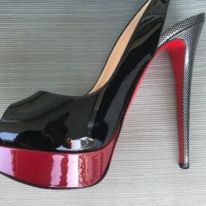 Aunthentic Christian Louboutin lady peep
