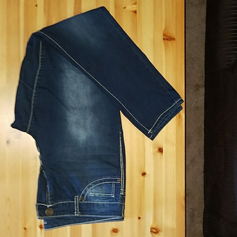 Maurices Size 18 med wash skinny jeans