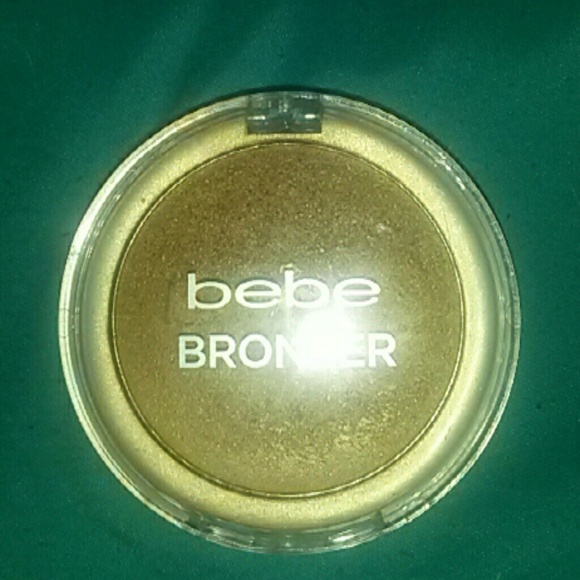 Makeup bundle - Picture 2 of 4