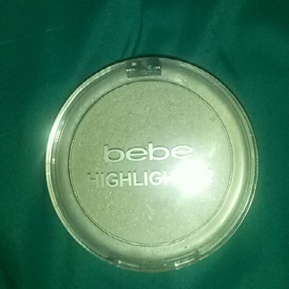 Makeup bundle - Picture 3 of 4