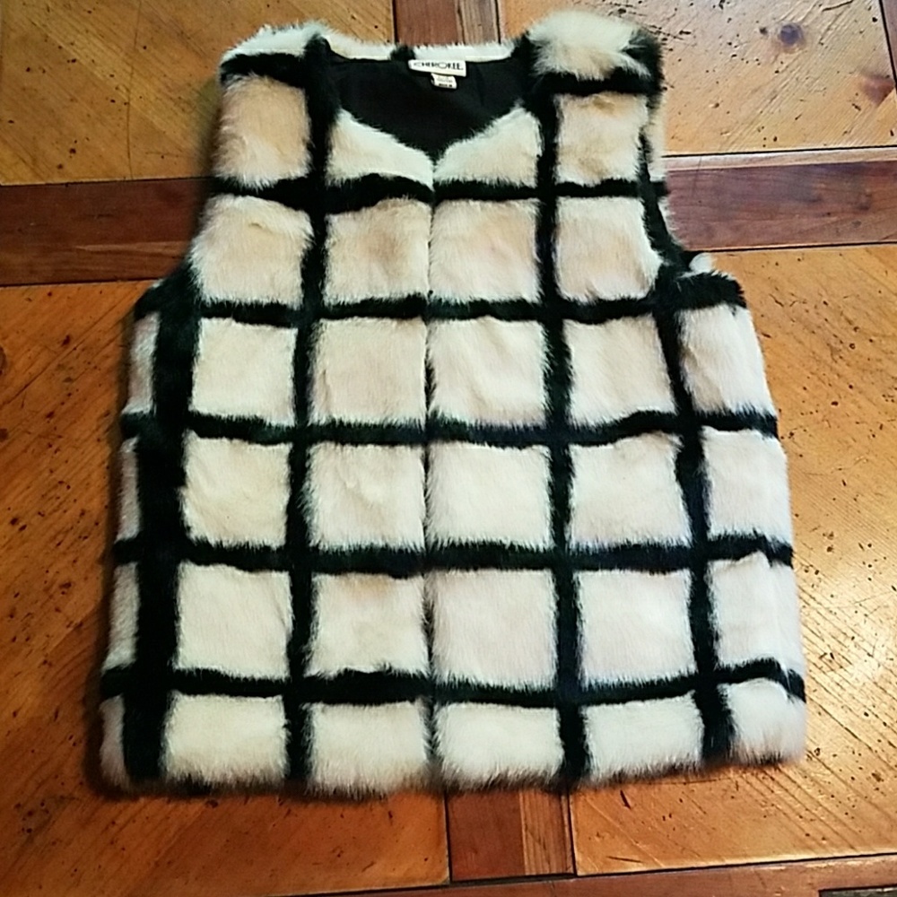 Black and white plaid furry vest