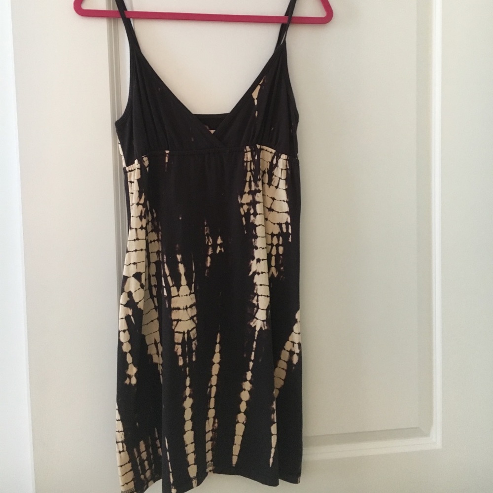 *PRICE DROP* Billabong Brown Tie-Die Dress