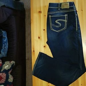 Silver Suki size 18 dark wash bootcut jeans