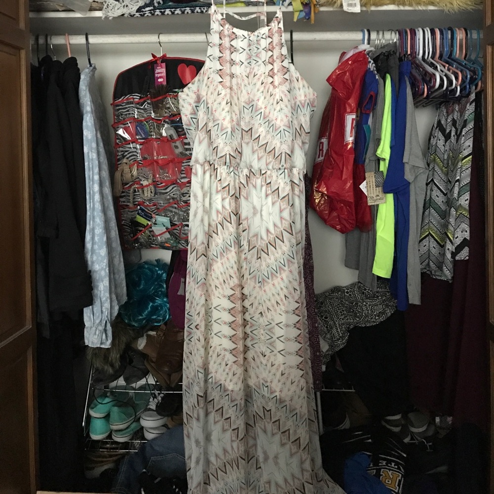 Chevron print maxi dress!