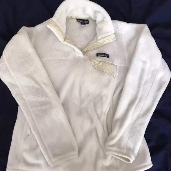 Patagonia Sweaters - Cream Patagonia fleece