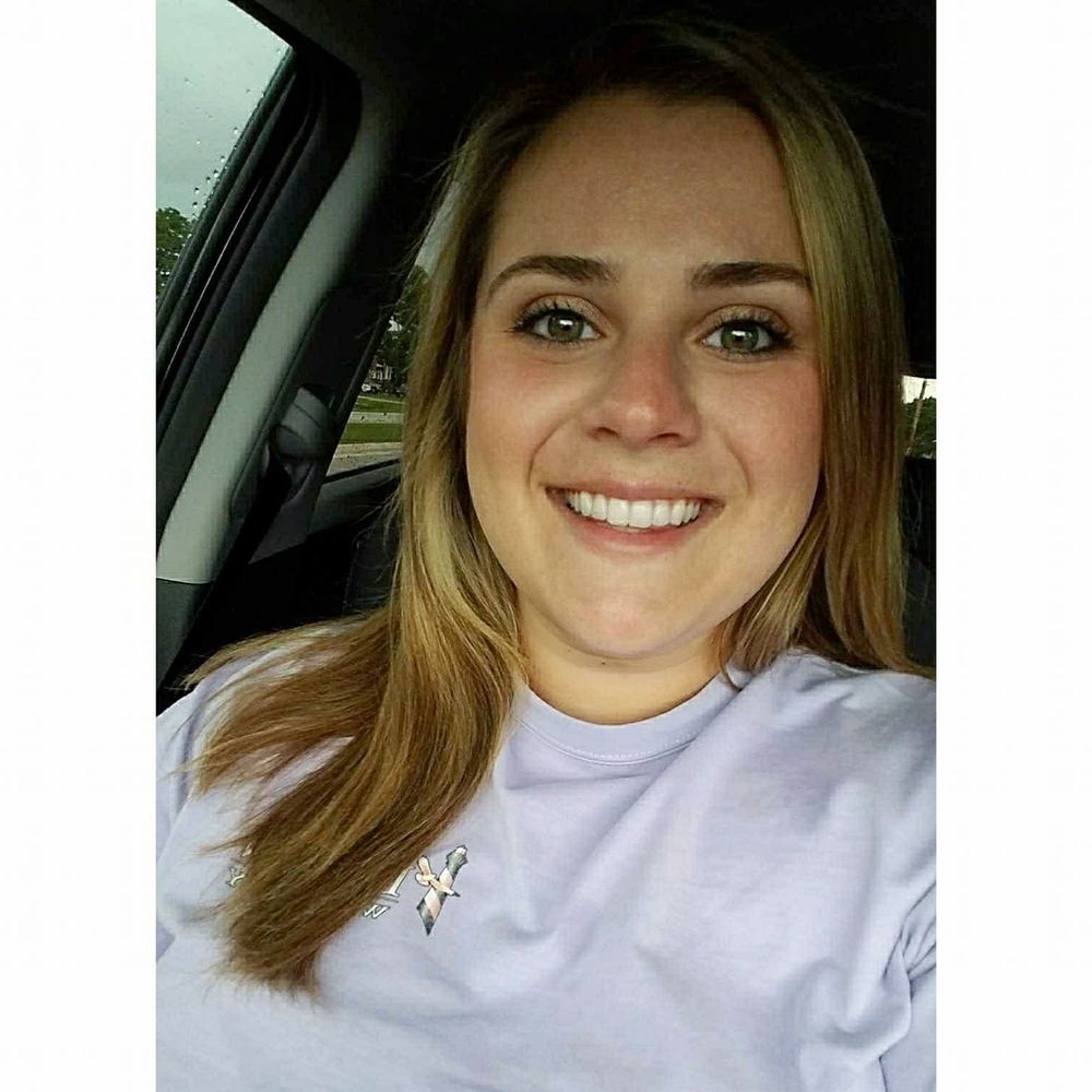 Meet your Posher, Abigail