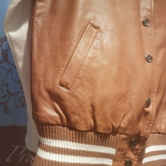 SOLD ~ Jacket - Picture 2 of 5