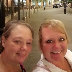 Meet your Posher, Sidonna