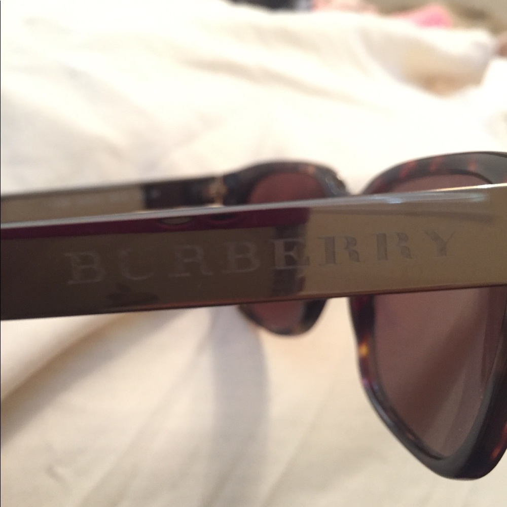 Burberry Sunglasses - Picture 2 of 8