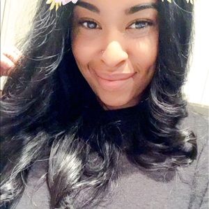 Meet your Posher, Jazmine