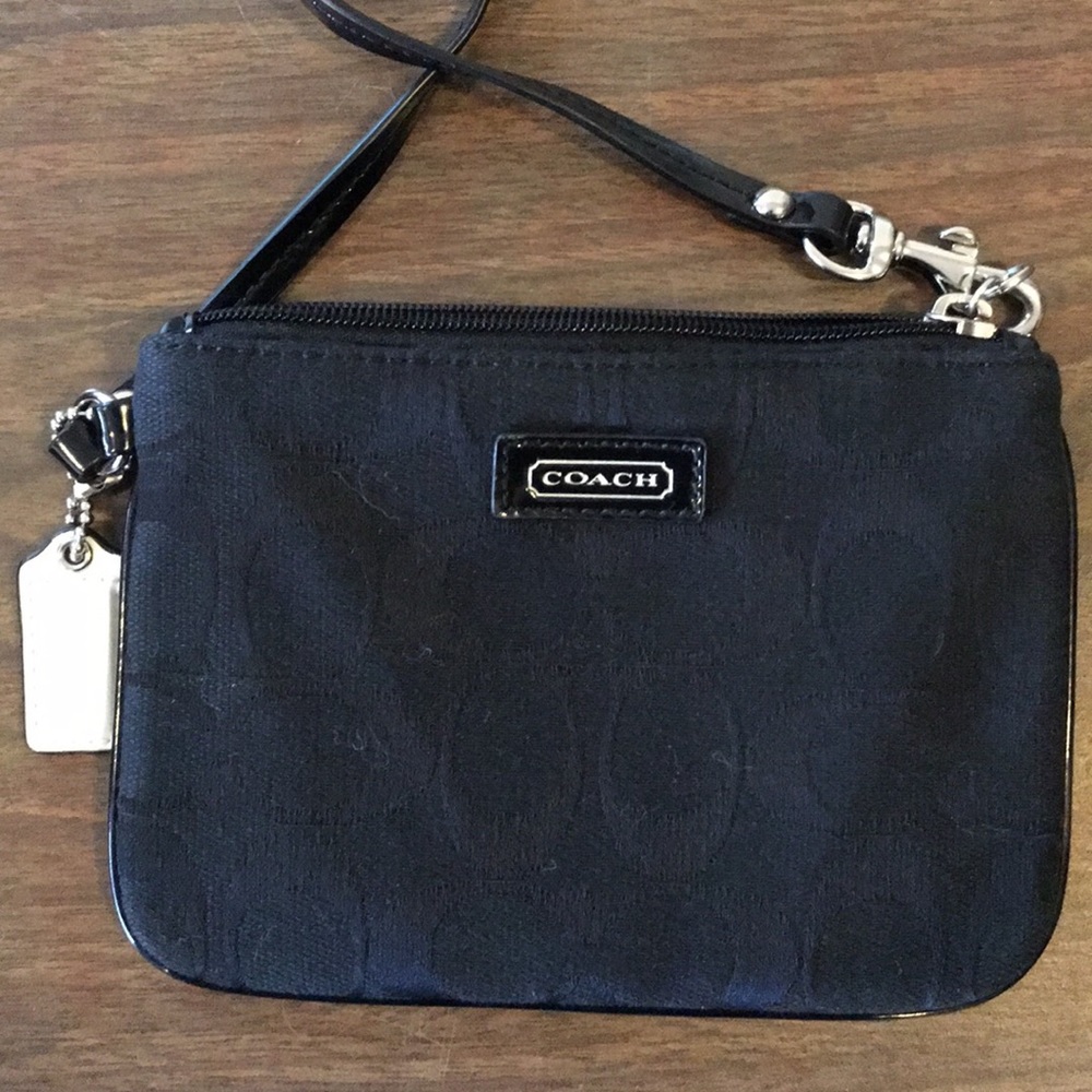 Black coach clutch