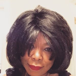 Meet your Posher, Monica