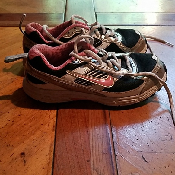 nick shoes for girls