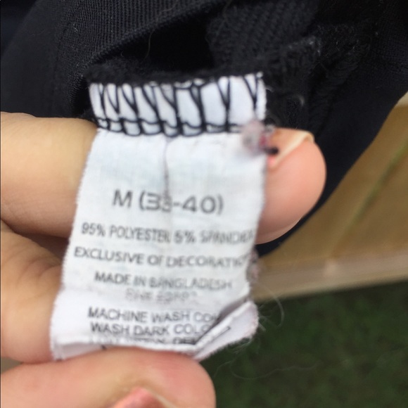 Men's Black Half Zip Pullover 🔹 - Picture 4 of 8