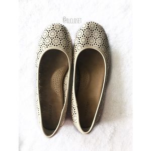 Sonoma Life + Style Ortholite Cutout Ballet Flats