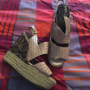 Blush Jessica Simpson wedges