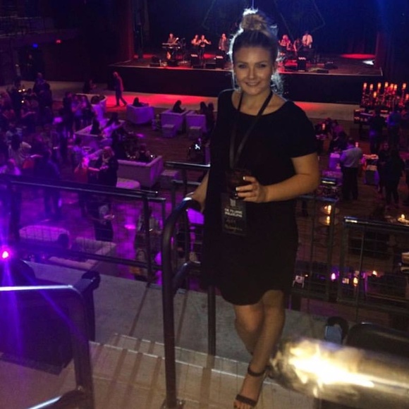 About - Picture 2 of 2