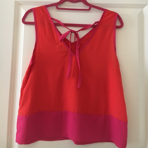 Willy Jay's Pink and Orange Colorblock V-neck - Picture 2 of 4