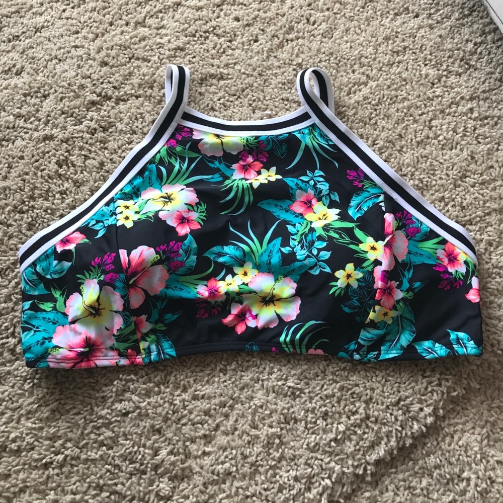 NWT - Floral Print Bikini Top