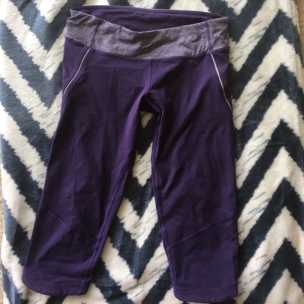 ⬇️Reduced! Lululemon purple run crops size 6
