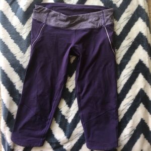 ⬇️Reduced! Lululemon purple run crops size 6