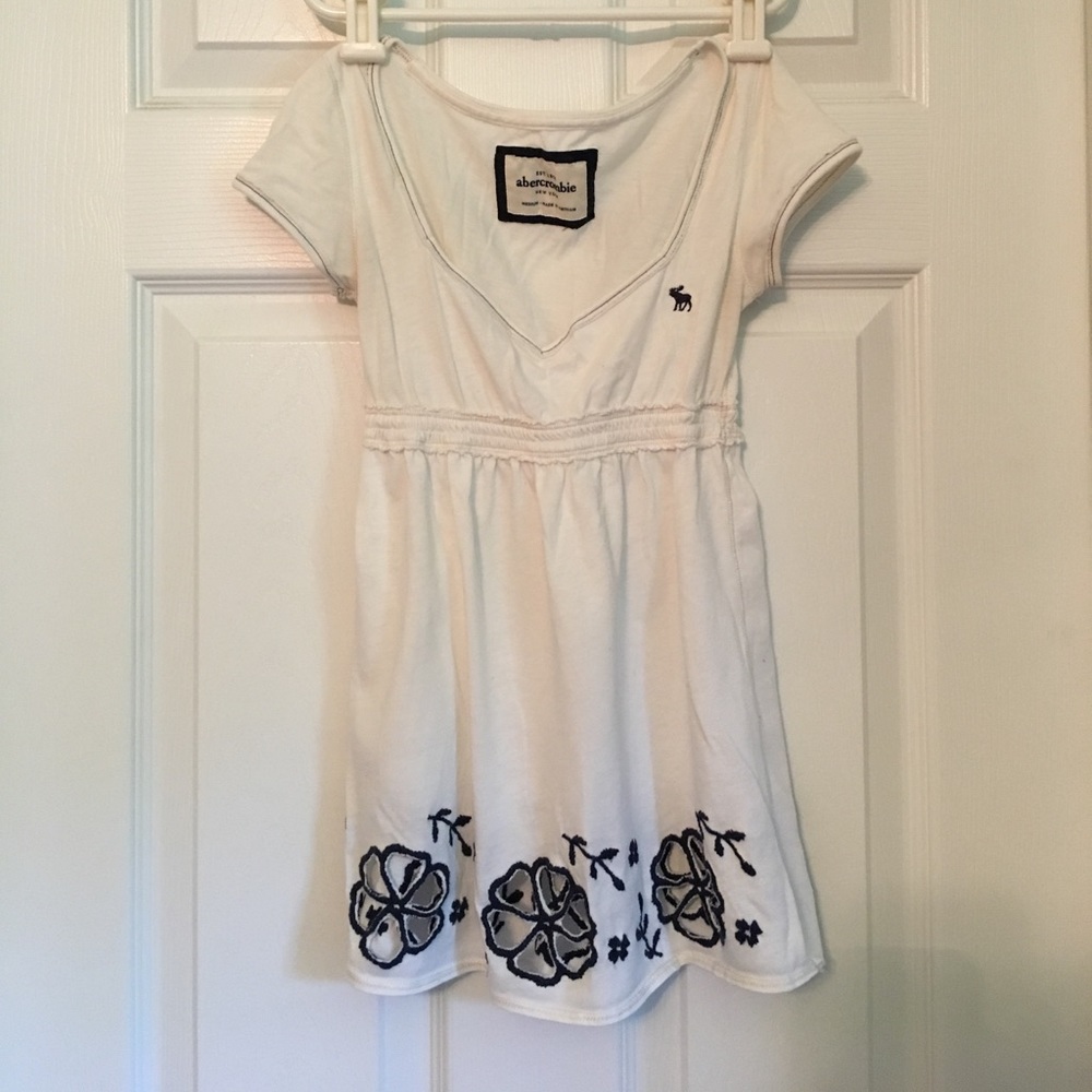 Abercrombie tween top