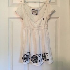 Abercrombie tween top
