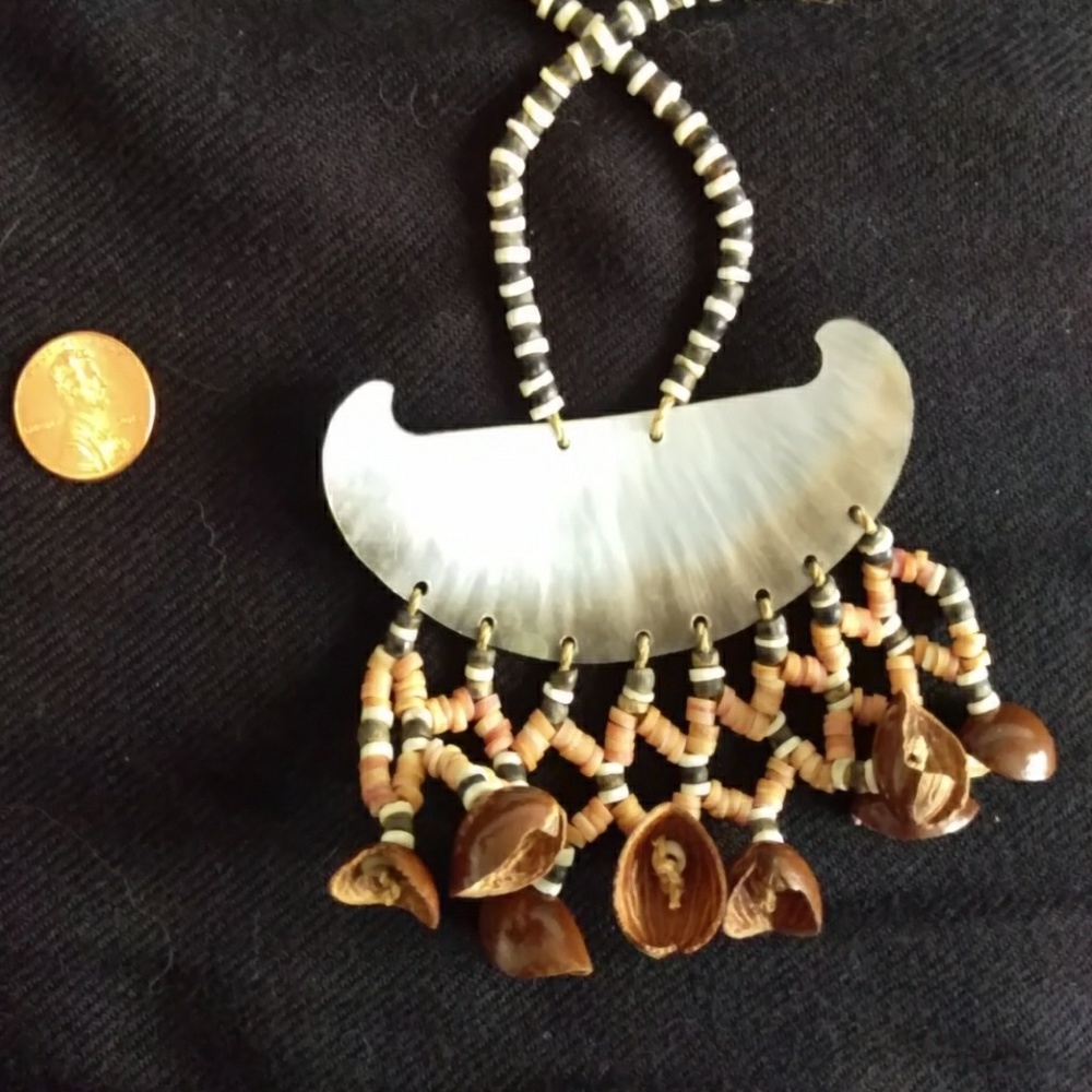 African Shell Statement Necklace - image 3
