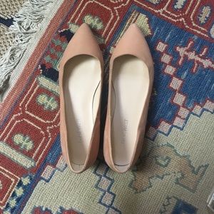 Nine West size 6 nude flats