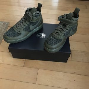 Nike Air Lunar Force 1 Flyknit Workboot Olive