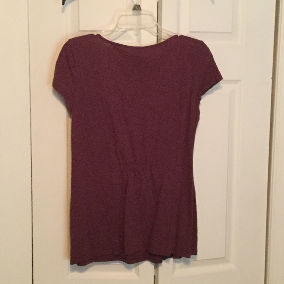 Style & Co burgundy top with rosettes - Picture 3 of 3