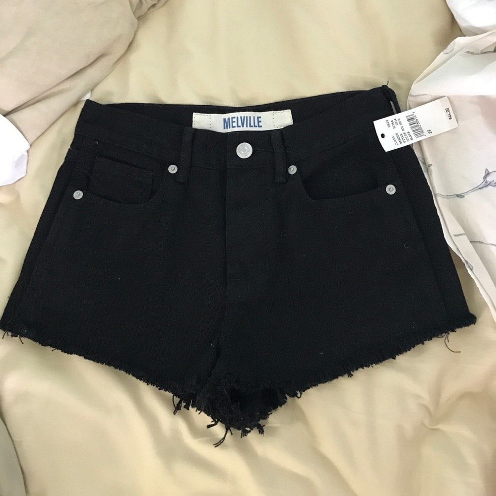 Brandy Melville black shorts