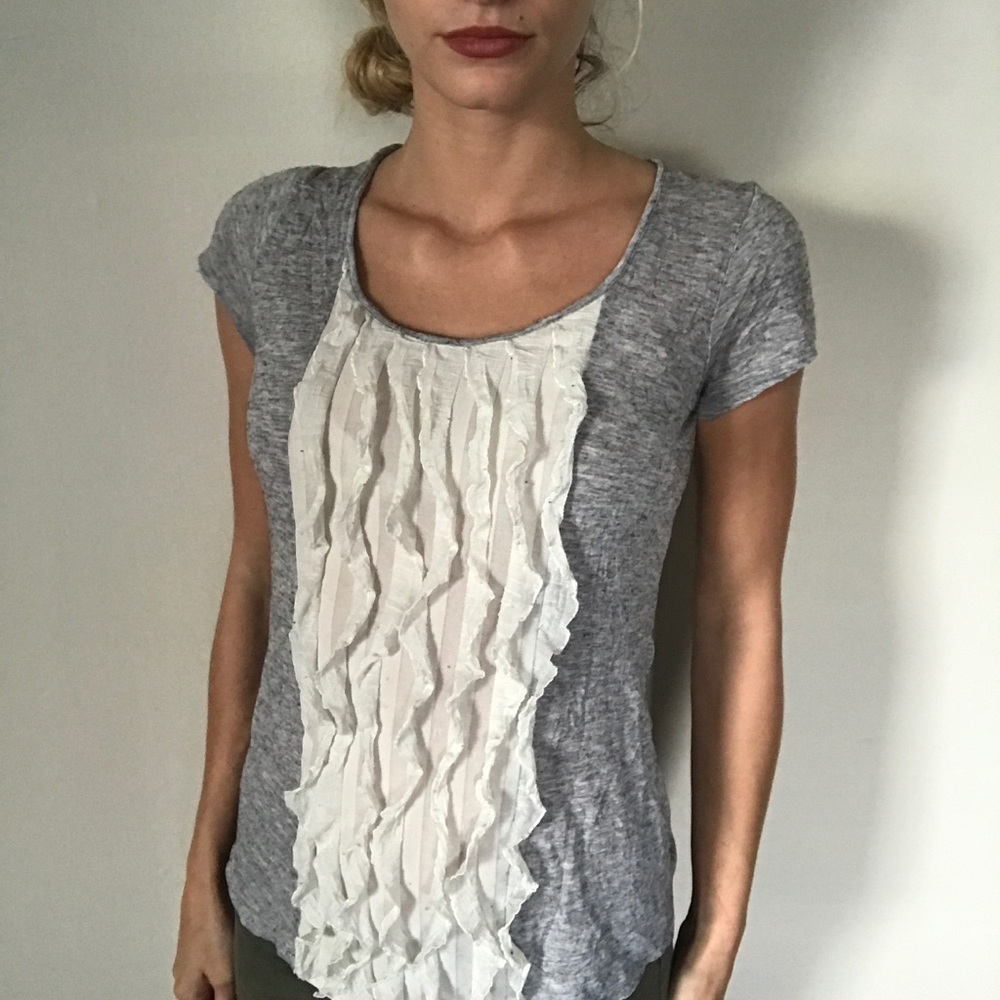 MEGAN Grey Ruffled Top - Picture 4 of 5